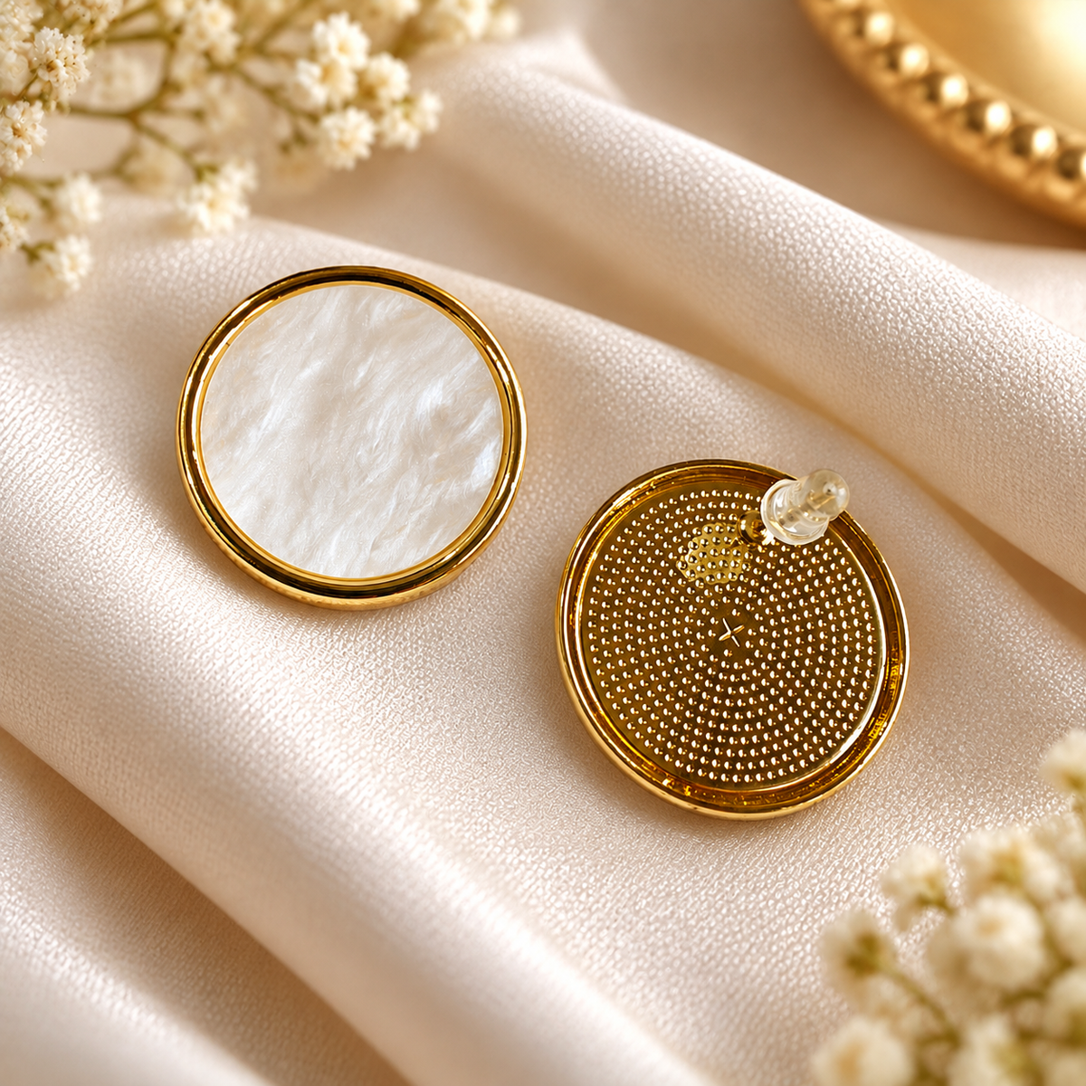 MOP Studded Anti Trnish Round Studs