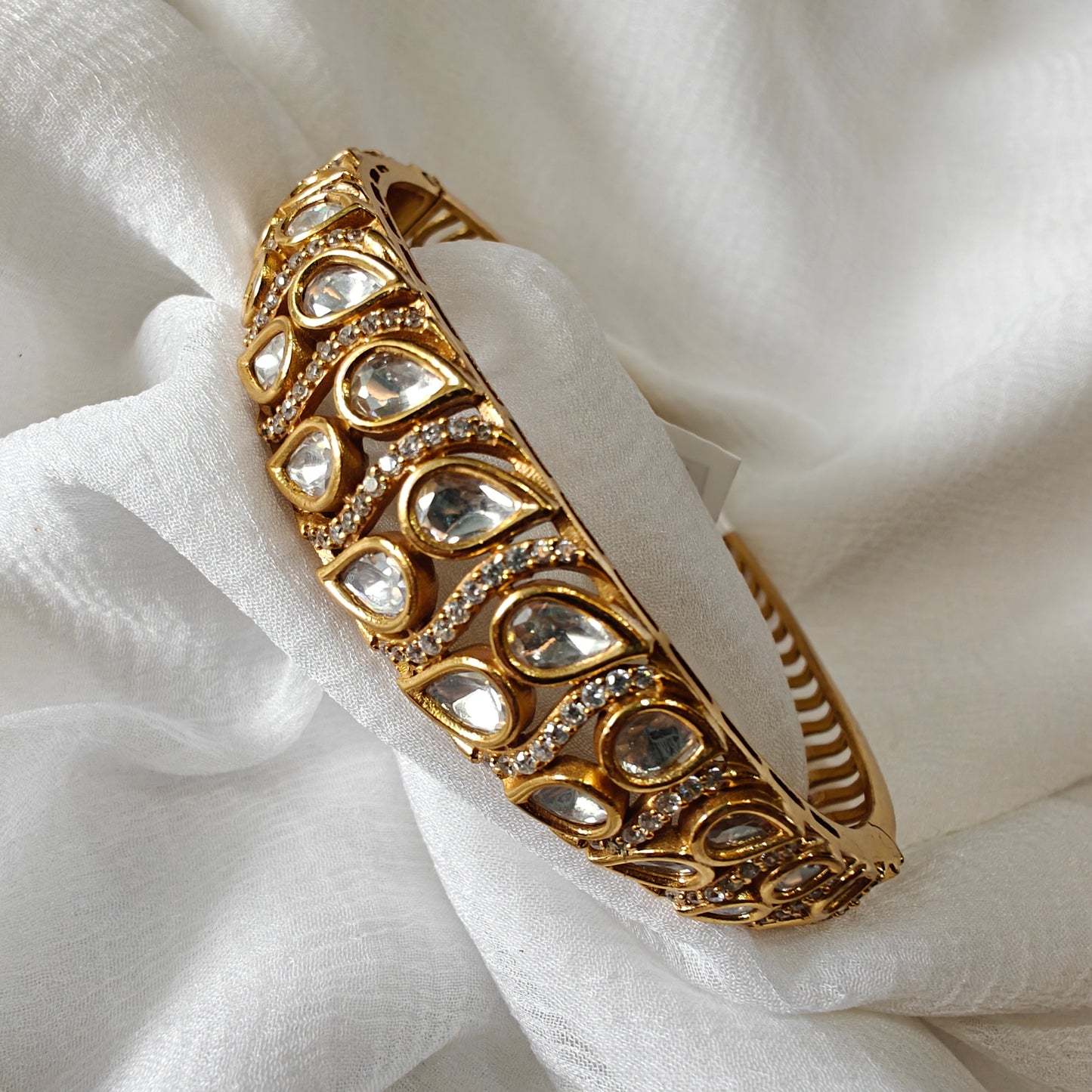 Polki Bracelet In Antique Dull Gold Finish