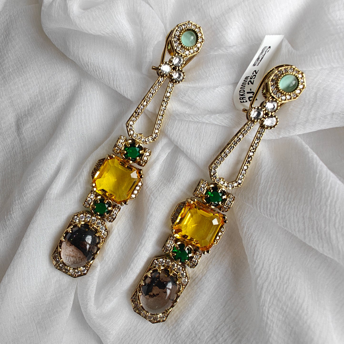 Sabhyasachi Lenear Danglers