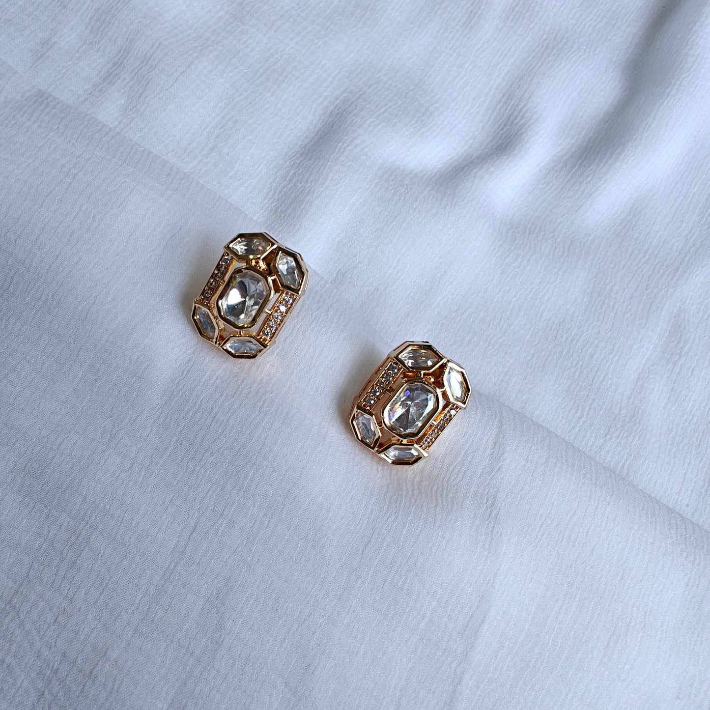 Sleek Pearl and Polki Choker