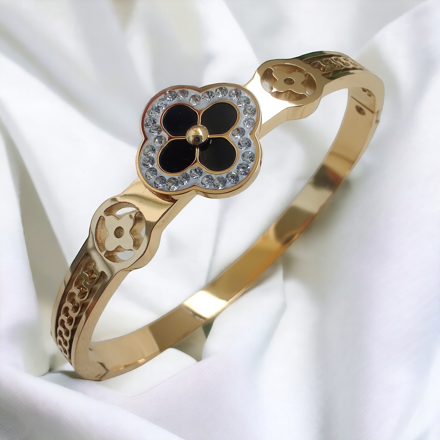 antitarnish gold micro plated front openable bracelet