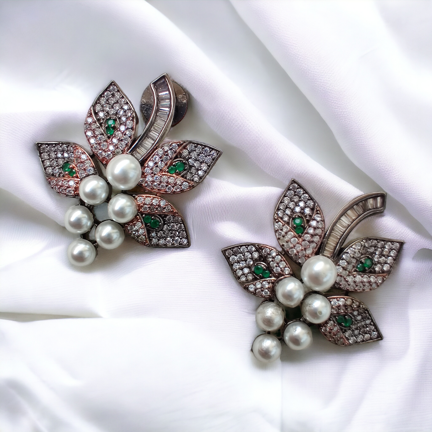 Peral Studded Rhodium Plated Pendant Set