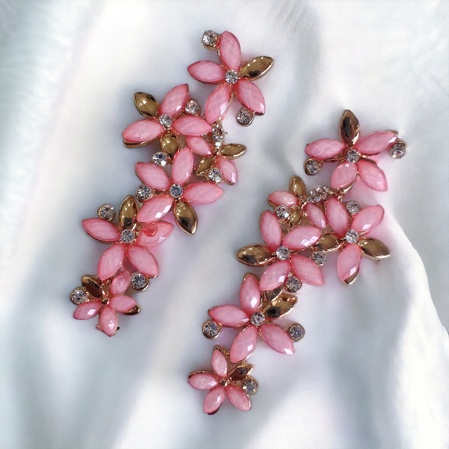 long dangle fashion earring