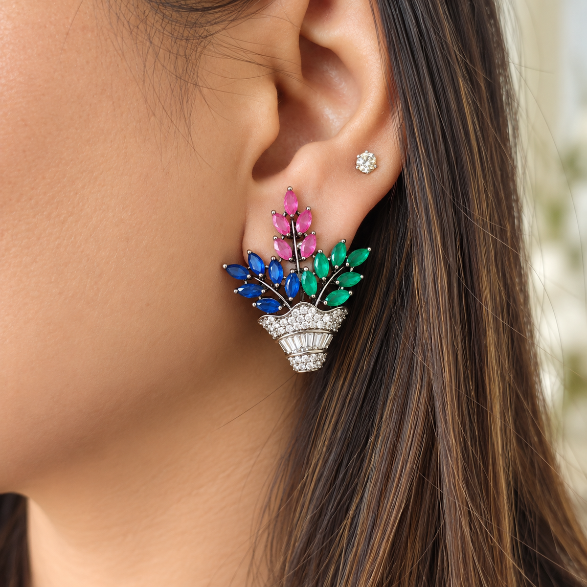 multi-coloured pot studs