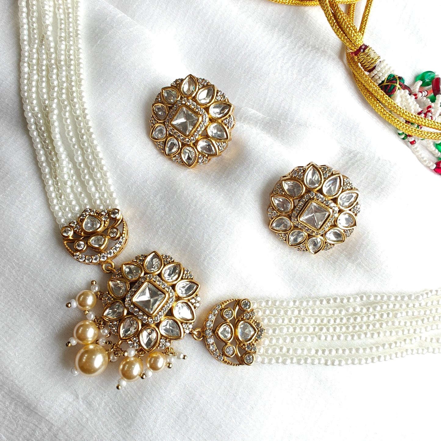 Sleek Polki and pearl Choker