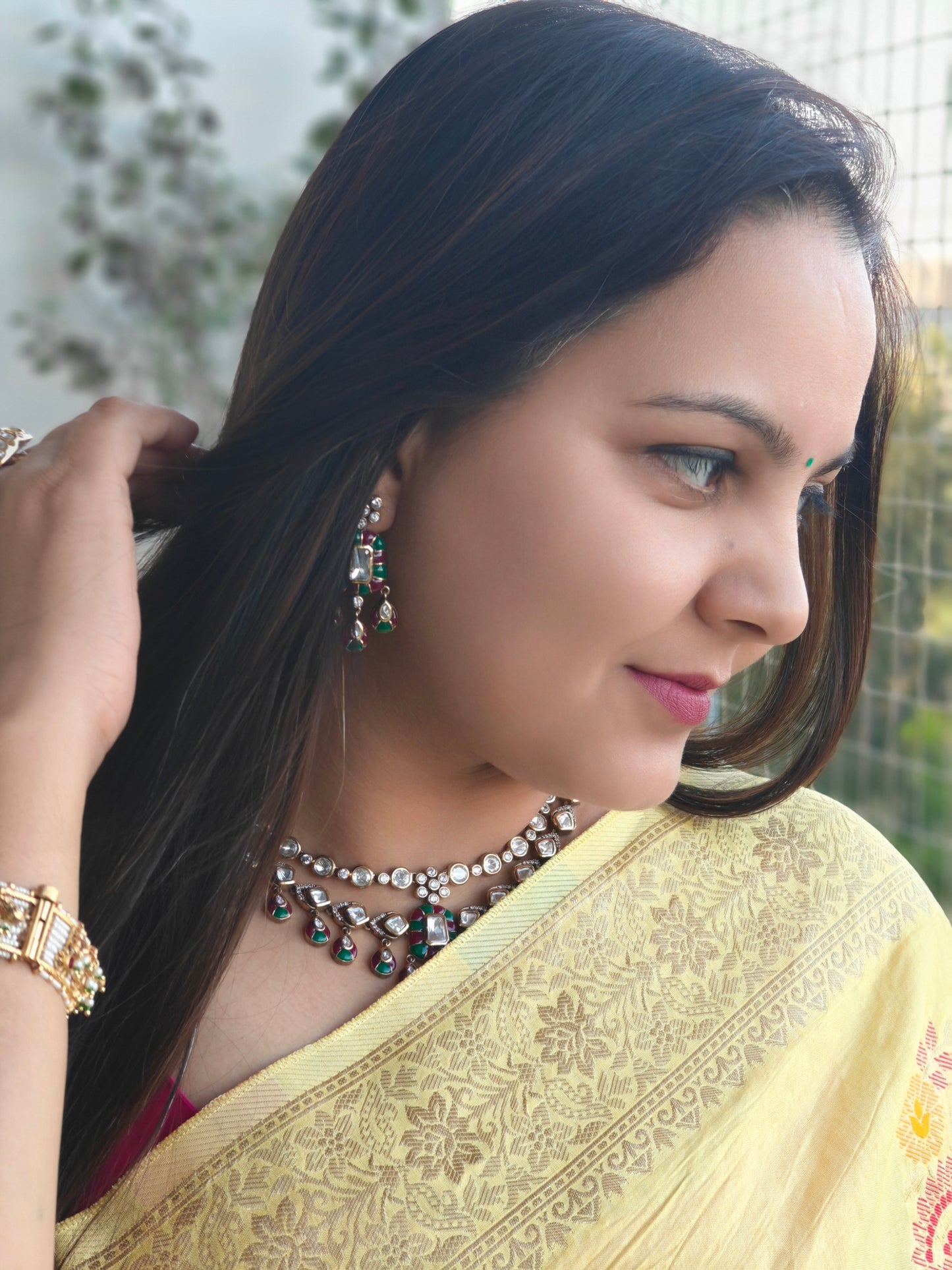 Layered Polki Neckline