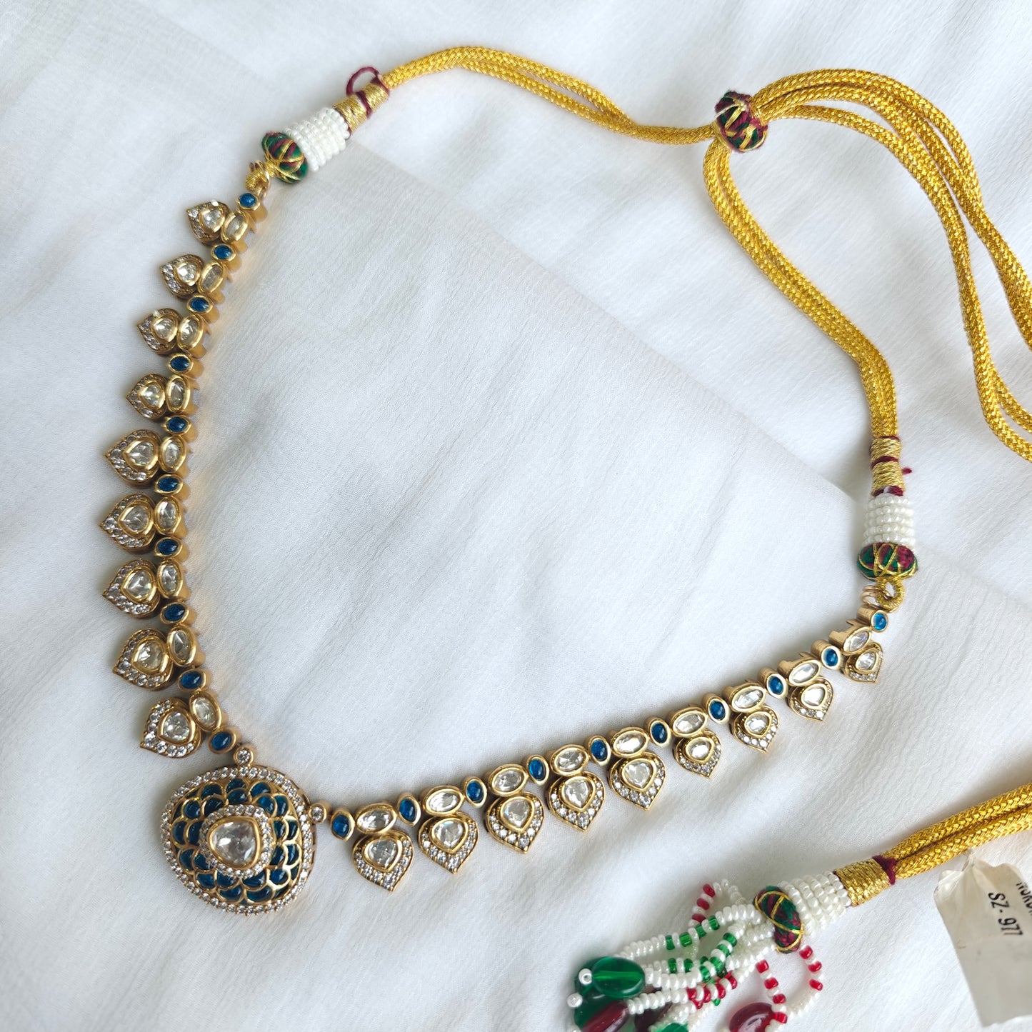 Neelam Jadau Necklace Set With Maangtika