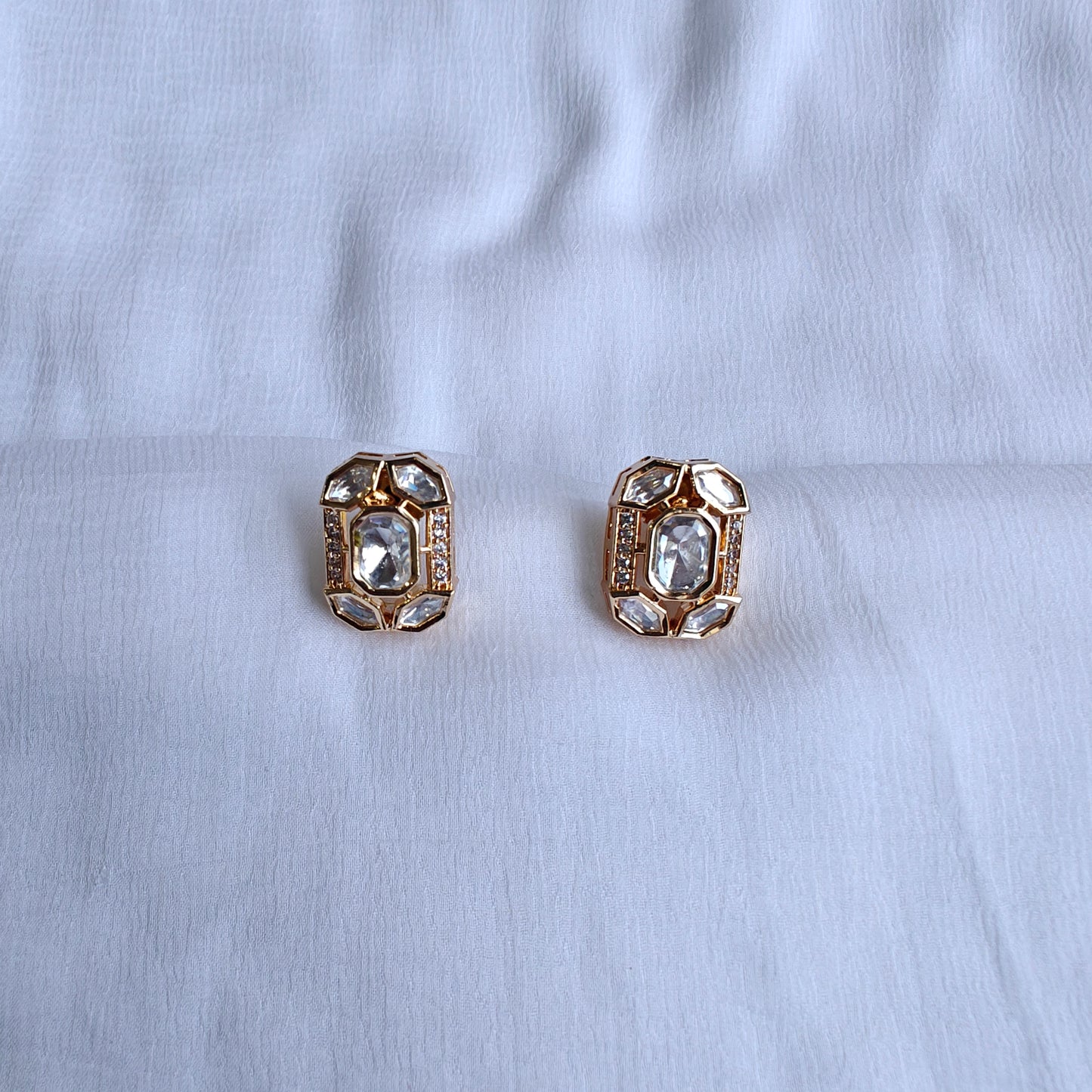 Sleek Pearl and Polki Choker