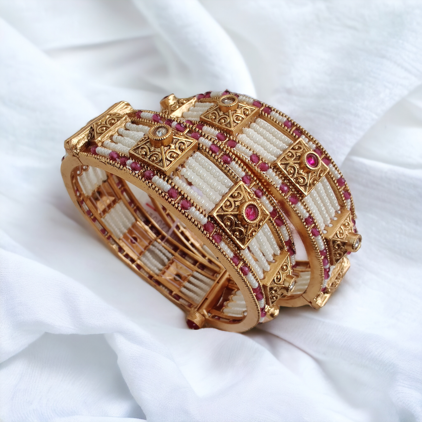 Pearl Jadau Bangles