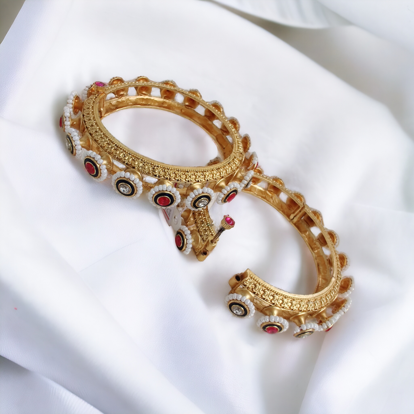 pacheli jadau bangles with pearl and kundan work