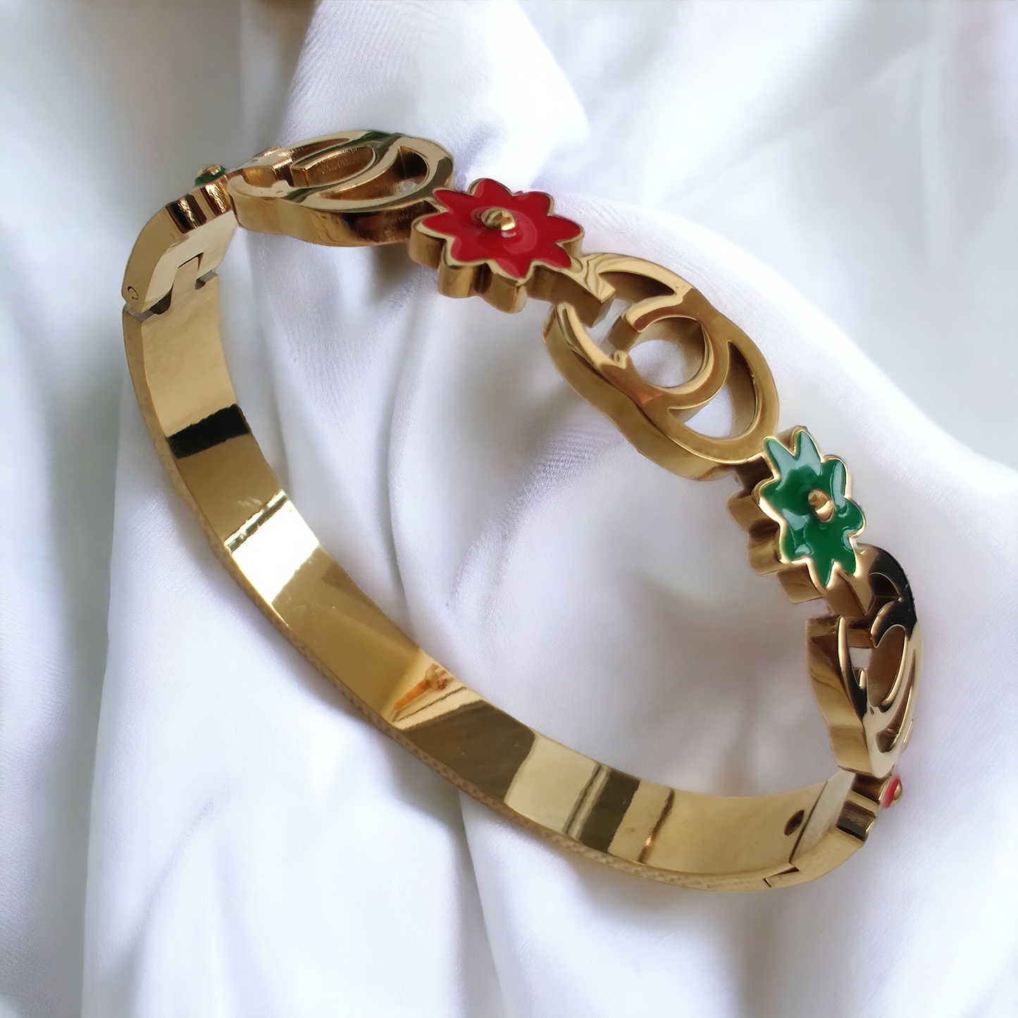 multi-coloured Anti tarnish bracelet