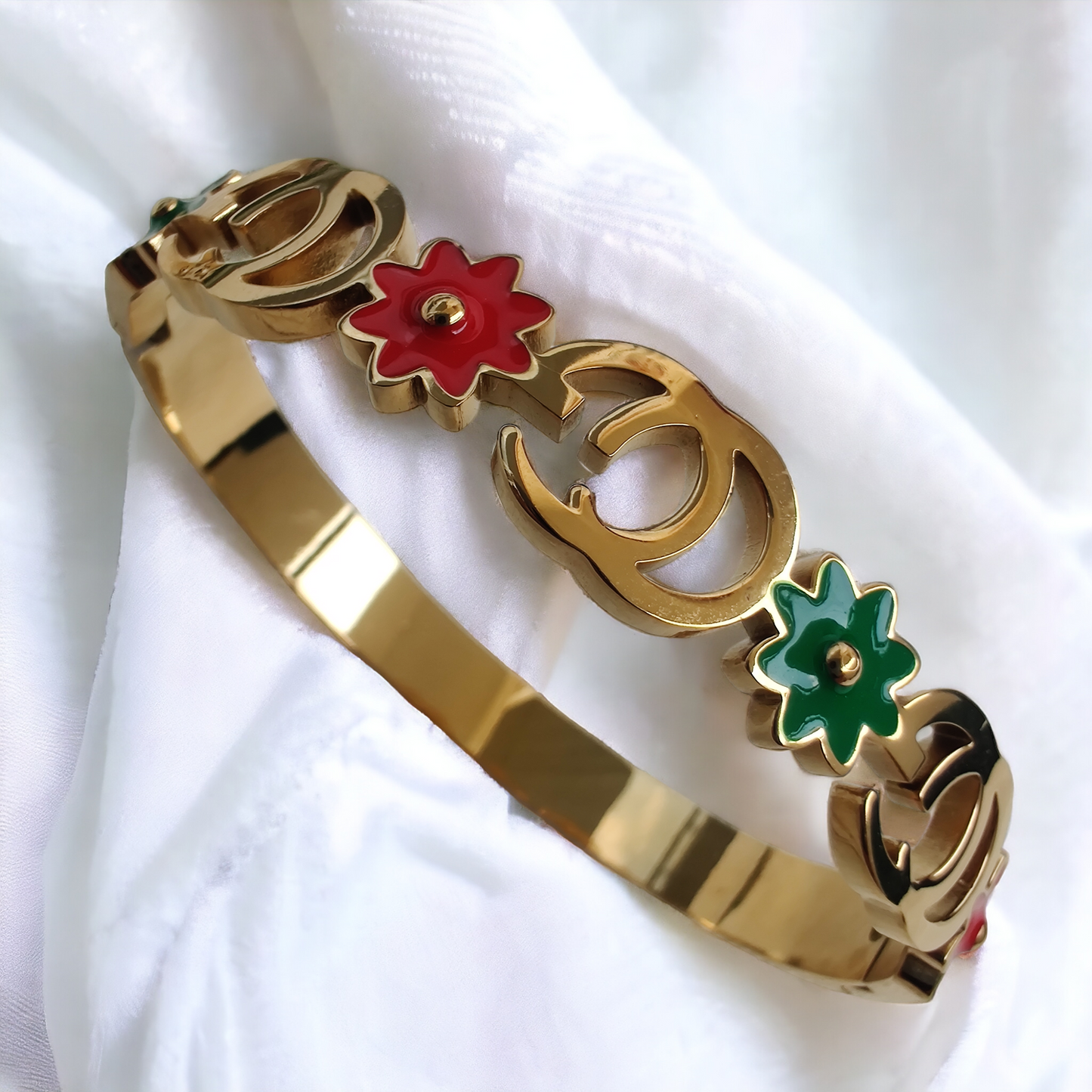 multi-coloured Anti tarnish bracelet