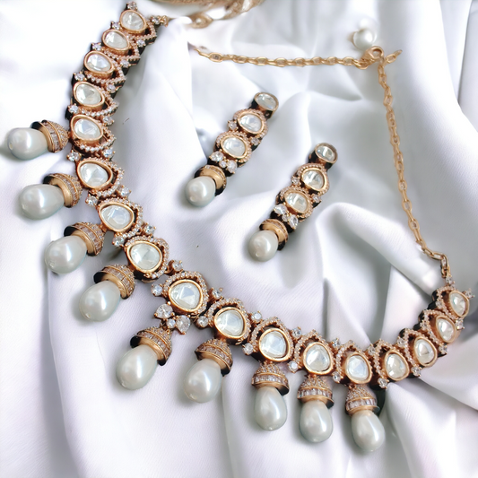 polki string necklace with  pearl drops