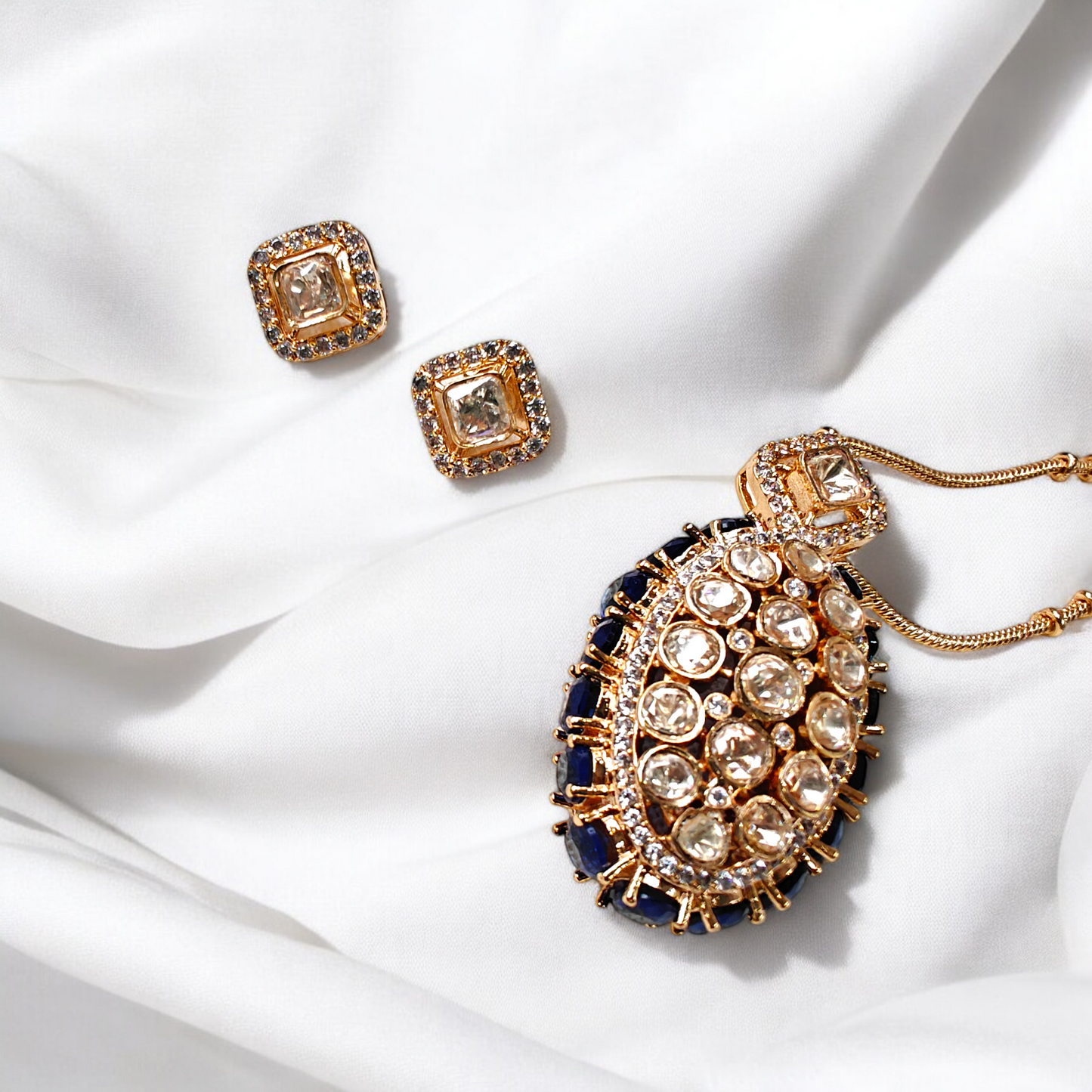 Oval Sapphire Studded Pendant Set