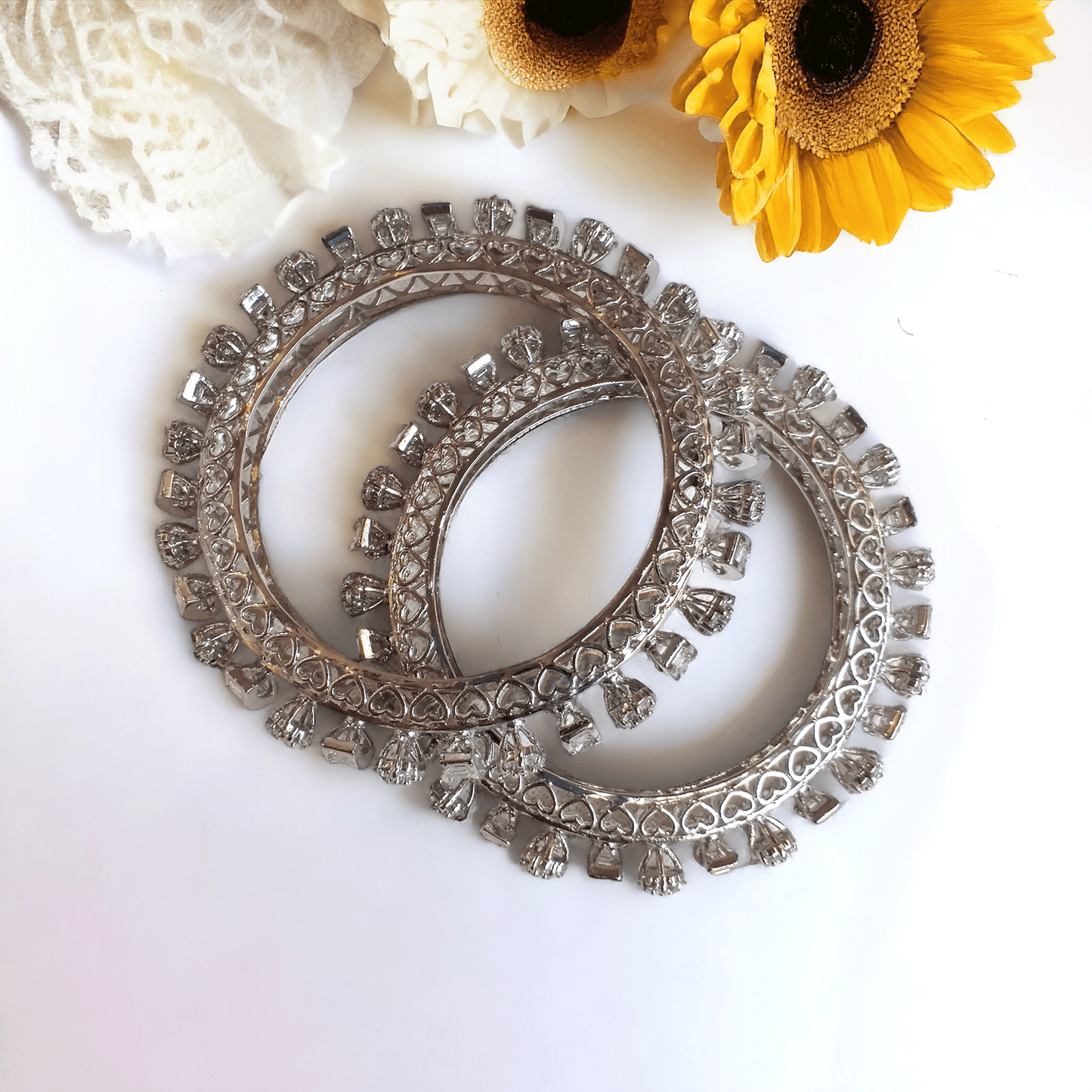 diamond look pacheli pattern bangles